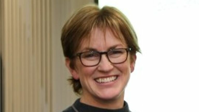Le professeur Clare McGlynn a exhorté le gouvernement à aller plus loin avec la loi