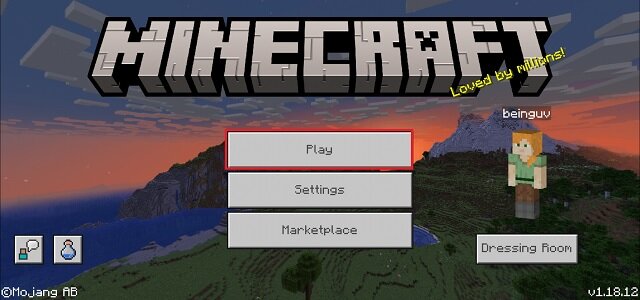 Écran d'accueil MCPE avec le bouton de lecture en surbrillance
